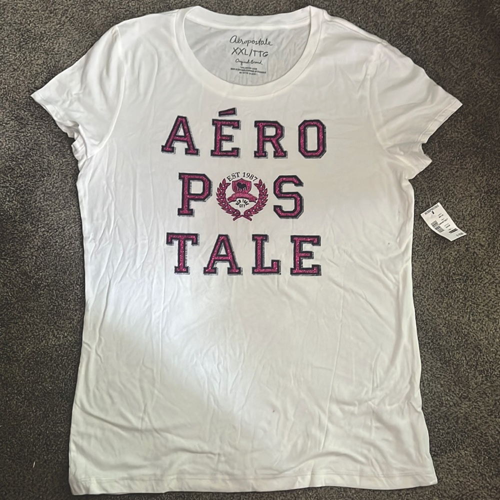 Pink sparky Aeropostale t-shirt